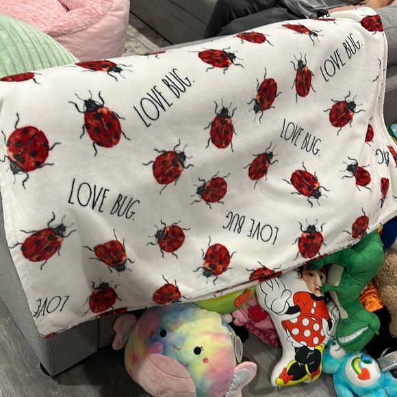 Accessories - Love Bug Blanket